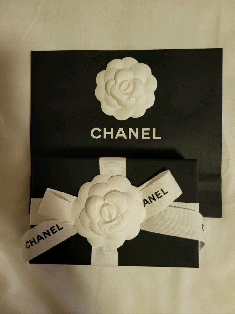 샤넬 지퍼돌이 카드지갑 라이트그레이 /골드 하드웨어 이미지