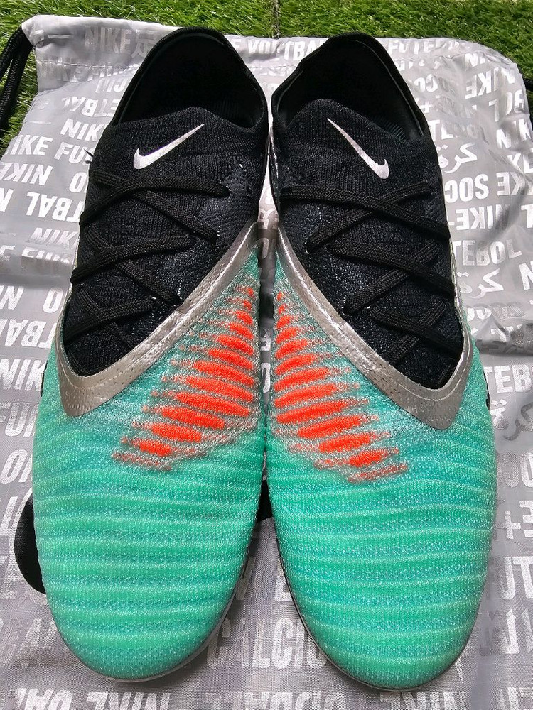 나이키 팬텀6 로우 엘리트 LE AG 런칭팩 255mm--3