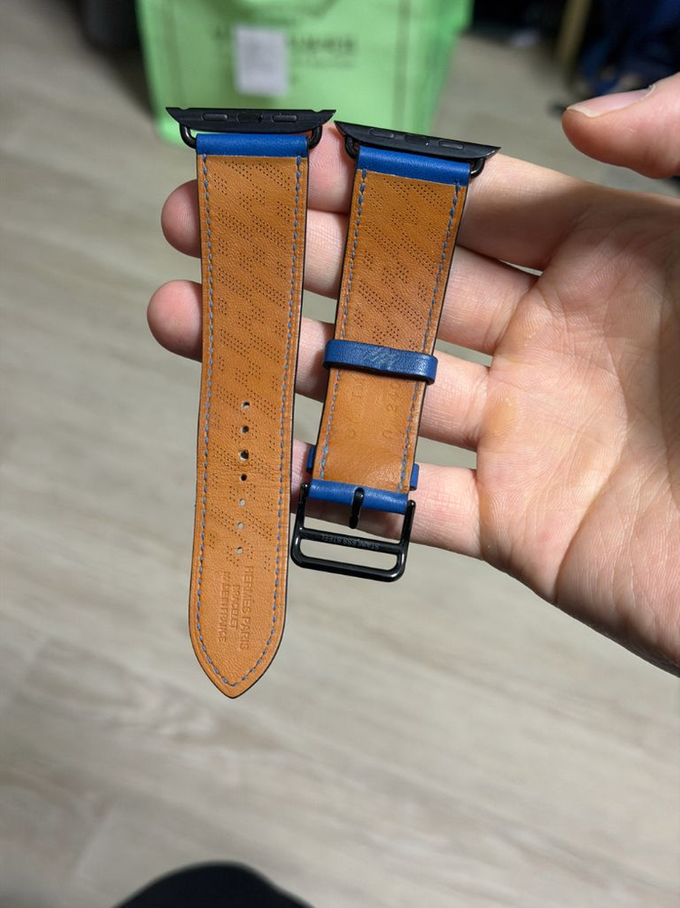 애플워치 에르메스 가죽 스트랩 블랙/블루 이미지