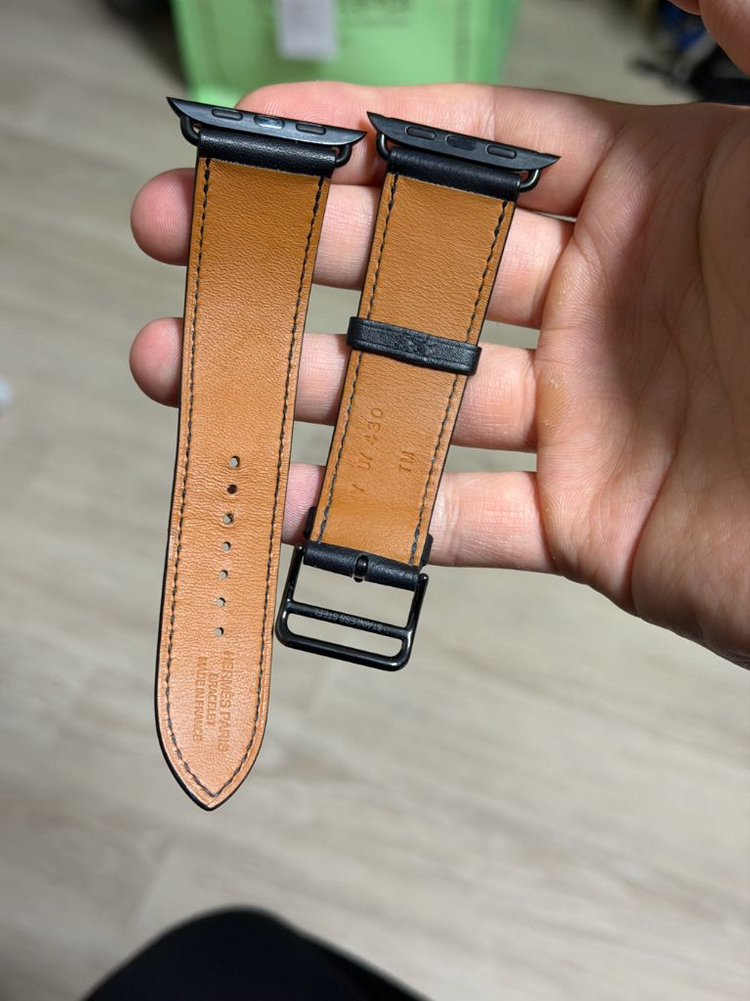 애플워치 에르메스 가죽 스트랩 블랙/블루 이미지