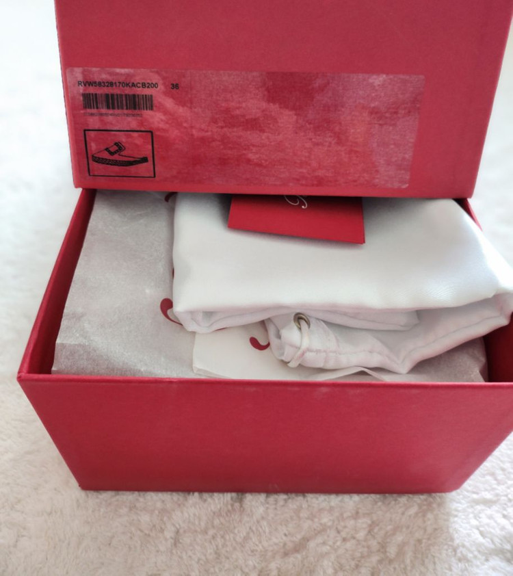 로저비비에 스트라스 블로퍼 이미지