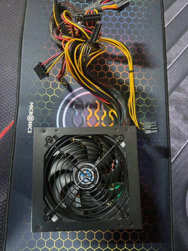 마이크로닉스 정격 500W 파워서플라이 이미지