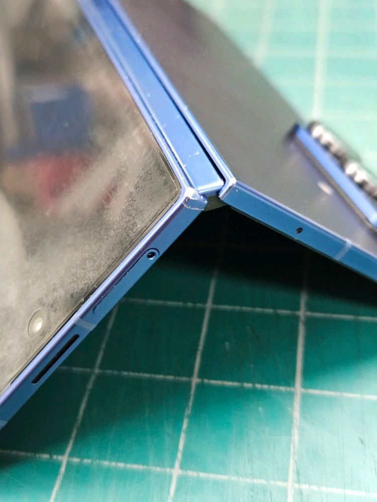 자급제 갤럭시폴드7 512기가 블루 쿠팡케어 팝니다 안전거래/직거래 모두 가능 이미지