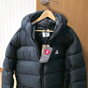 나이키 ACG 블랙 루나레이크 패딩 xl사이즈 판매 합니다 이미지