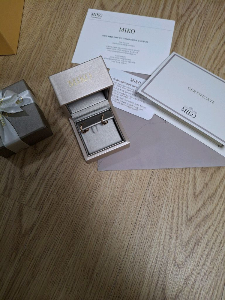 미꼬 머머링 귀걸이 이어링 18k 로즈골드(디디에두보 스톤헨지 골든듀 제이에스티나 부쉐론 까르띠에 이미지