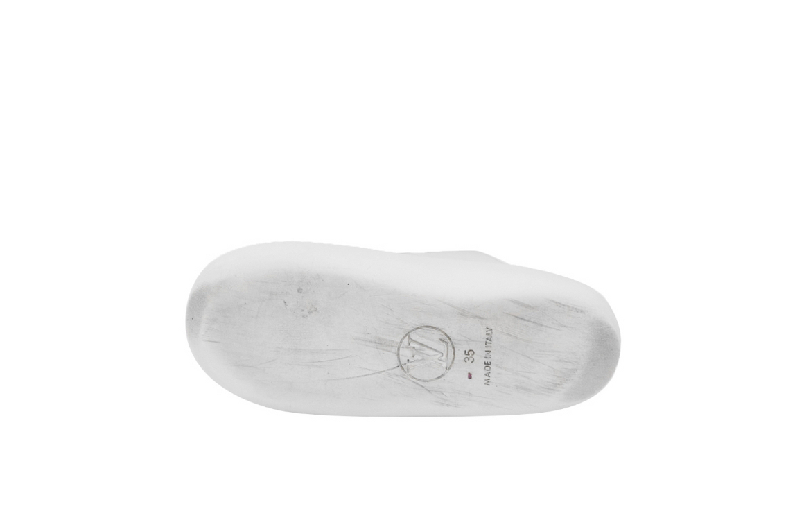 [35] 루이비통 여성 선배스 라인 모노그램 러버 슬라이드 슬리퍼 화이트 이미지