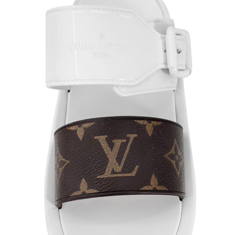 [35] 루이비통 여성 선배스 라인 모노그램 러버 슬라이드 슬리퍼 화이트 이미지