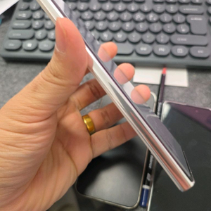 (4550)갤럭시s23울트라 512 깨끗한기기 판매 이미지