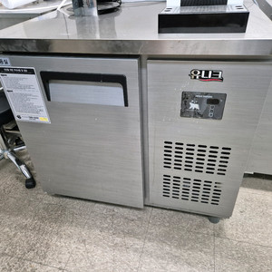 [ 유니크대성 ] 900 냉장고 메탈 ( 우 ) 디지털