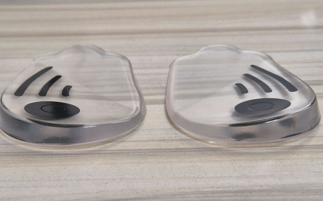 실리콘 자석 젤 반 깔창 뒤꿈치 오다리 인솔 새상품--1