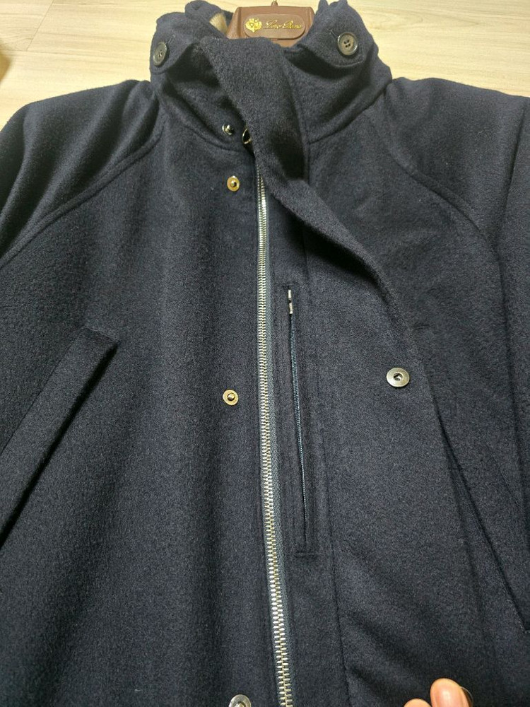 로로피아나 이미지