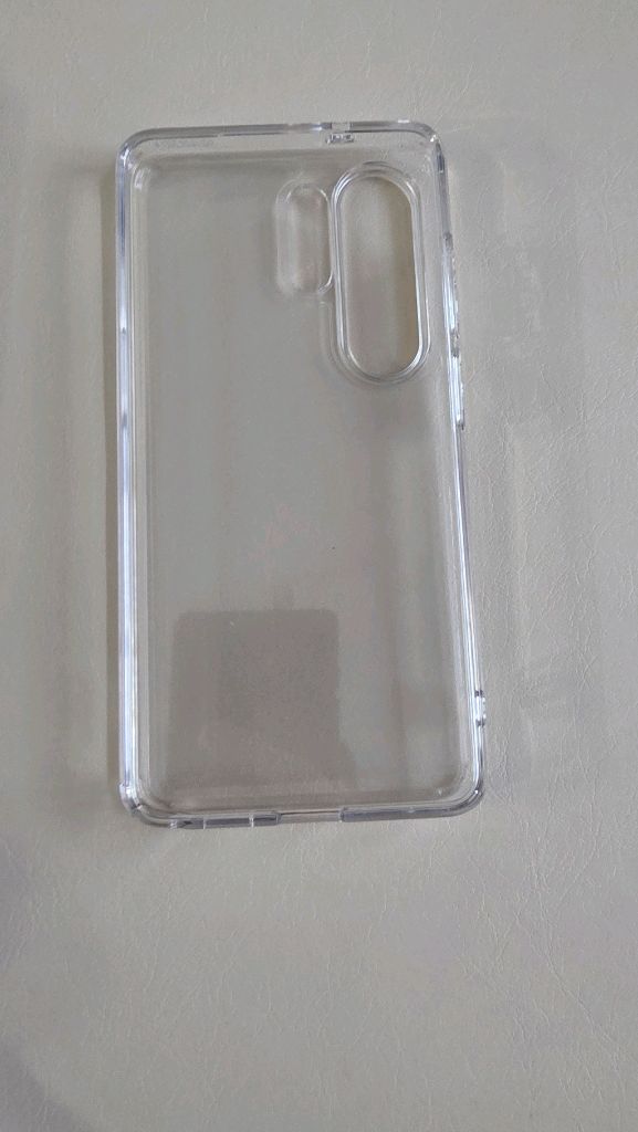 슈피겐 갤럭시울트라26 클리어케이스 새상품 판매.--2
