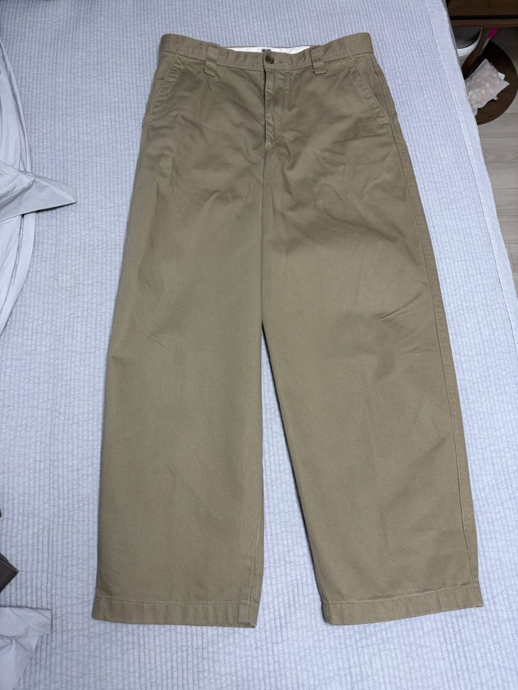 이번시즌 유니클로 U 와이드핏 치노팬츠 베이지,브라운 허리79cm--2