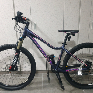 자이언트 리브 템트1 여성용 mtb 자전거 s사이즈