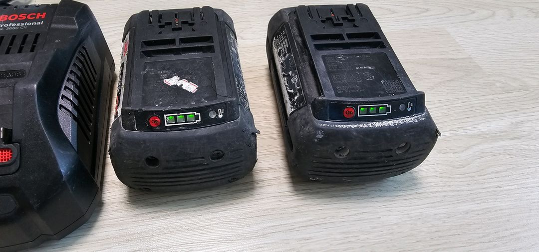 보쉬 36V앙카드릴 해머드릴 이미지