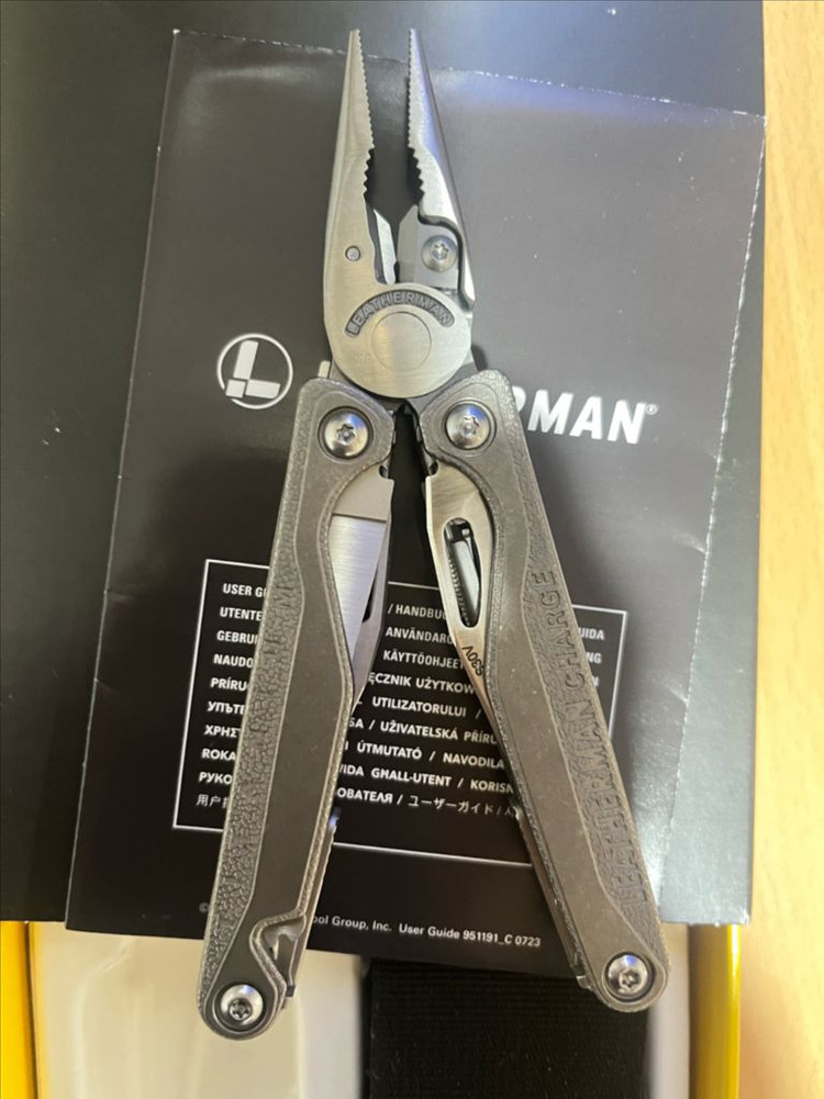 레더맨 TTI 새상품 팝니다. 이미지