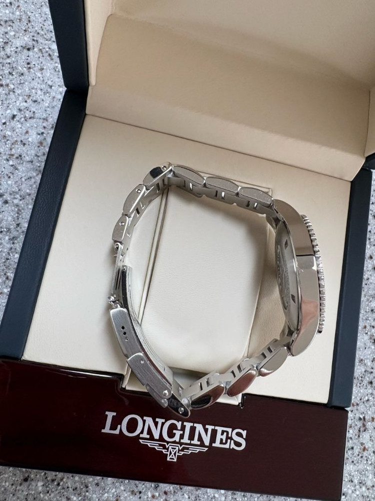 론진 하이드로 콘퀘스트 쿼츠39mm 이미지