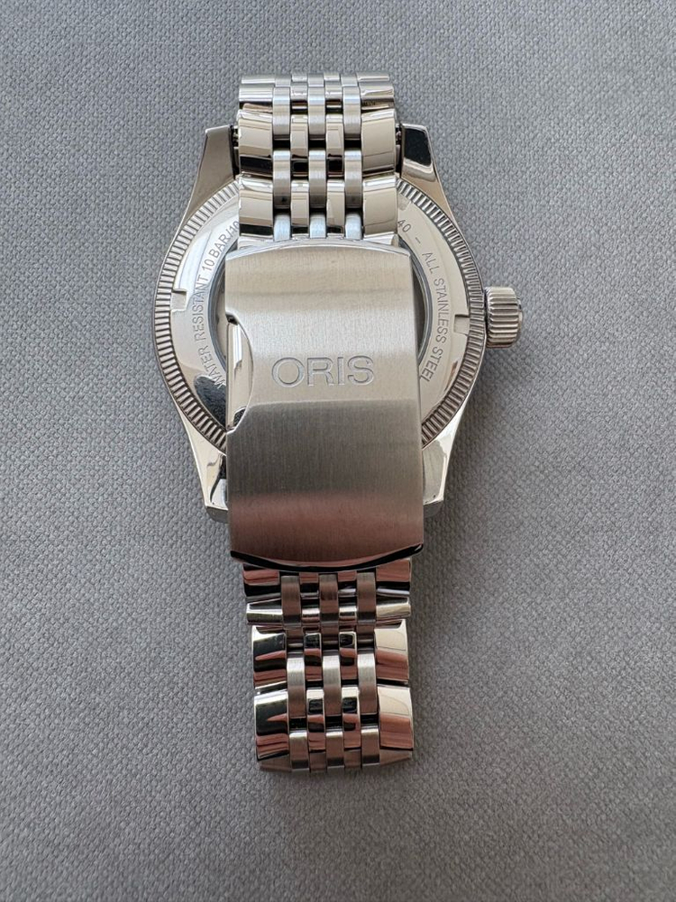 오리스 빅크라운 포인터데이트40mm 이미지