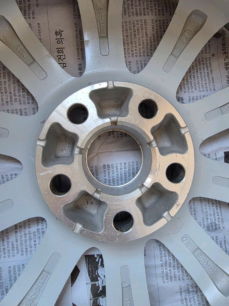 구형 에쿠스/순정17인치/10발 실버휠/중고 1개/개인/팝니다. 이미지