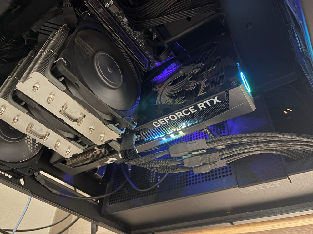 msi 5070ti 트리오 플러스 팝니다--2