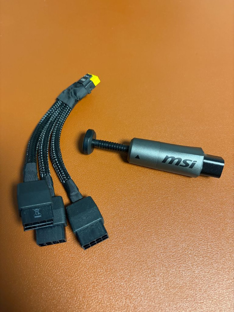 msi 5070ti 트리오 플러스 팝니다--7