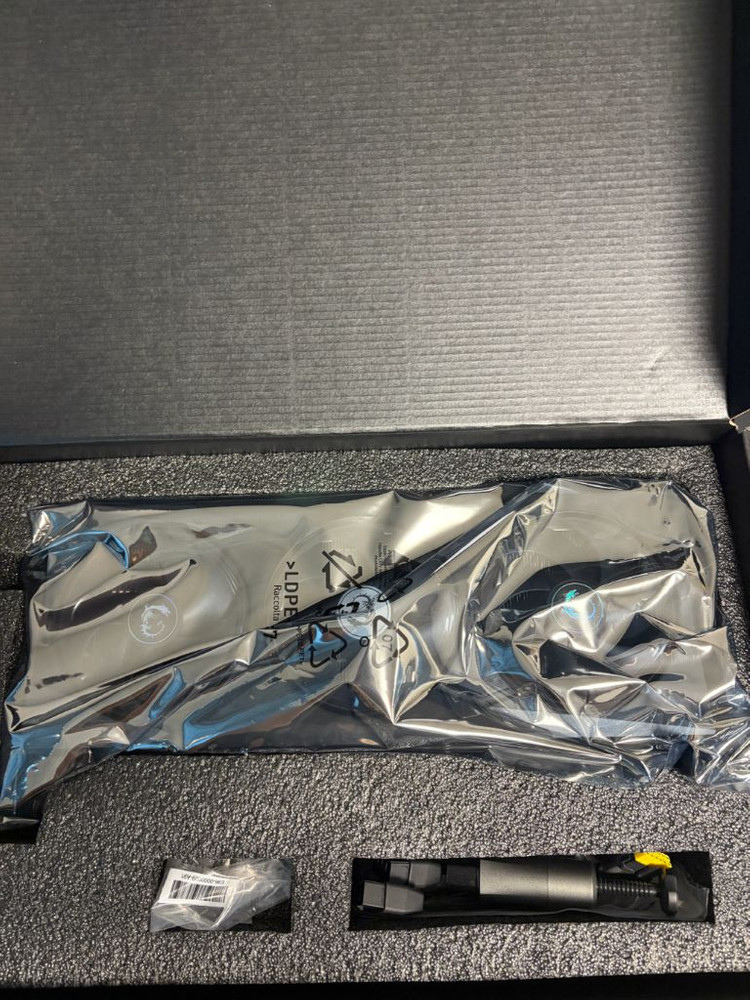 msi 5070ti 트리오 플러스 팝니다--8