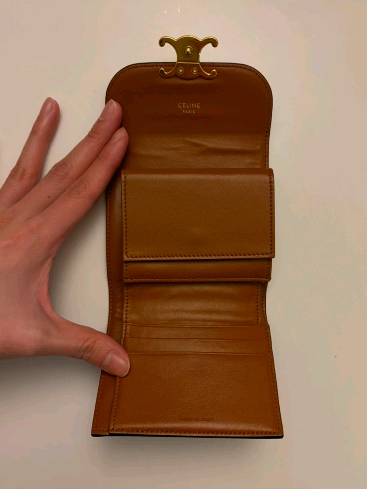 셀린느 트리옹프 캔버스 스몰 플랩 반지갑 이미지