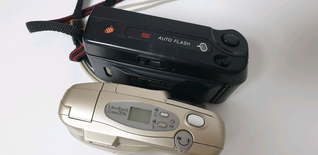 빈티지 필름 카메라 2종 (부품용, 소품용) 이미지