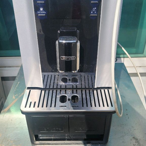 전자동 커피머신 이미지