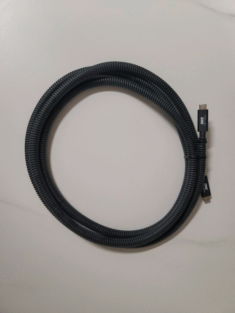 위즈플랫 OWC 썬더볼트4 USB-C 2m 케이블 판매합니다. 이미지