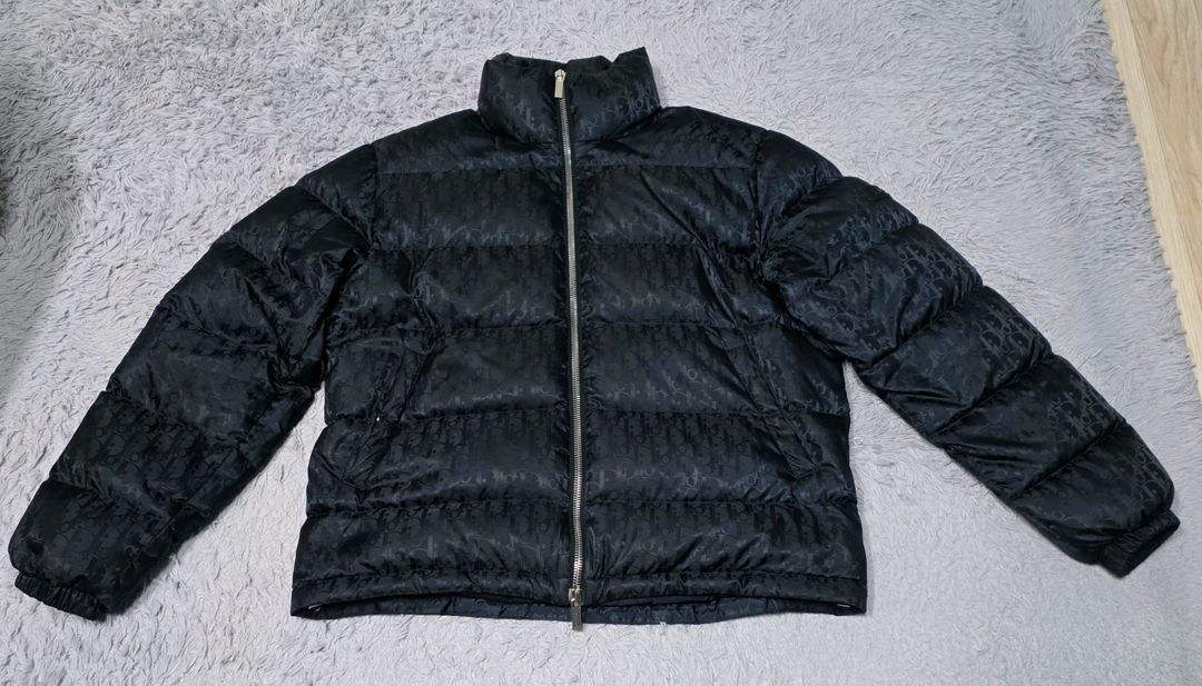 디올 오블리크 다운 패딩 블랙 943C449A4462 상태최상--1