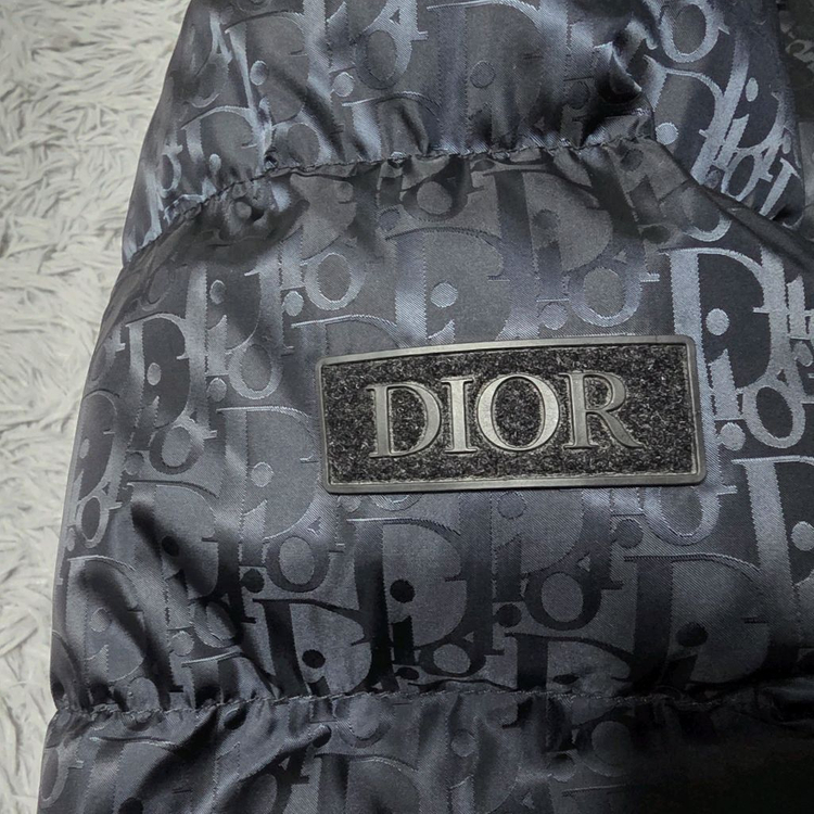 디올 오블리크 다운 패딩 블랙 943C449A4462 상태최상--7