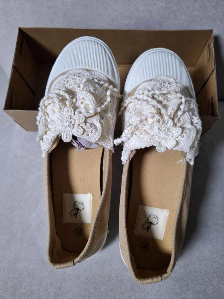 새상품)레이스 장식 슬립온 스니커즈 단화 이미지