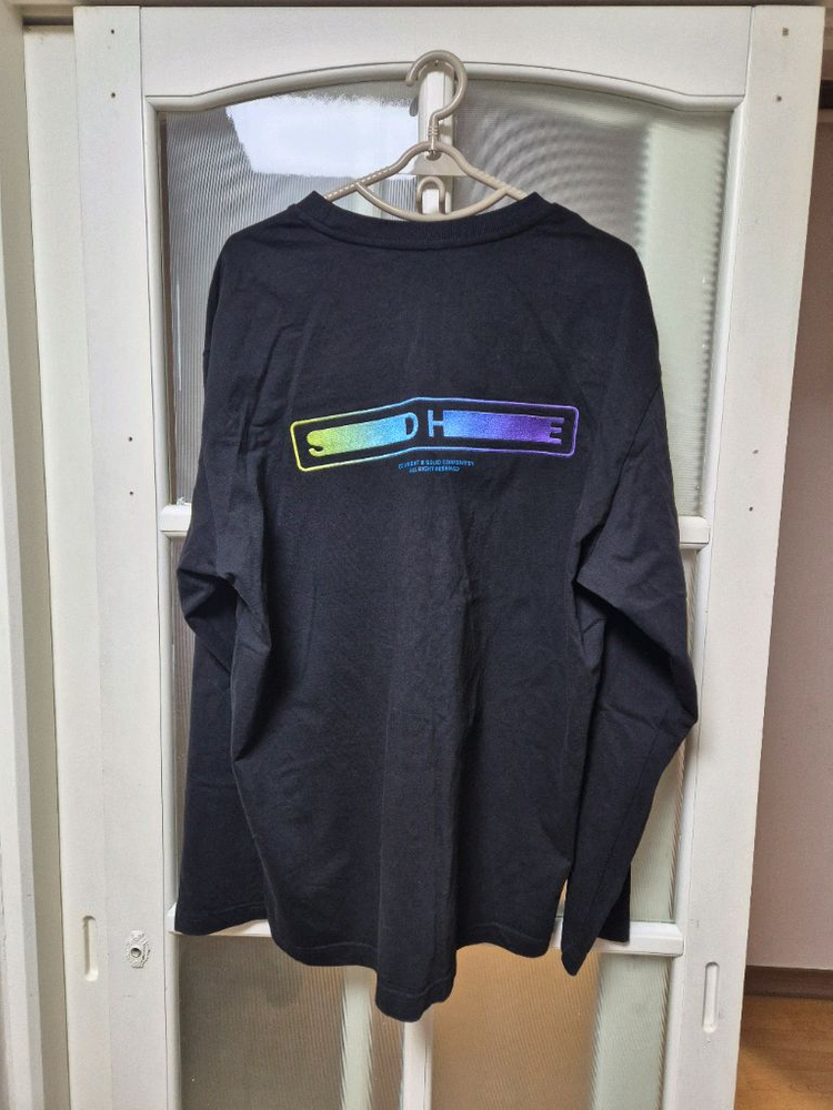 솔리드옴므 백로고 롱슬리브 티셔츠 블랙 이미지