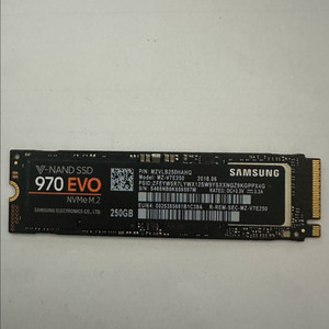 M.2 NVMe SSD 250GB 이미지