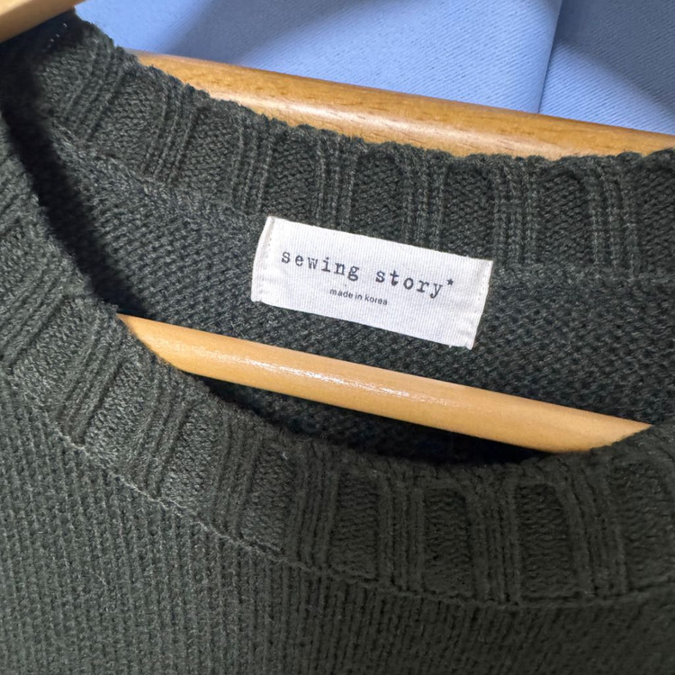 앞트임 카키 니트 롱 원피스--4