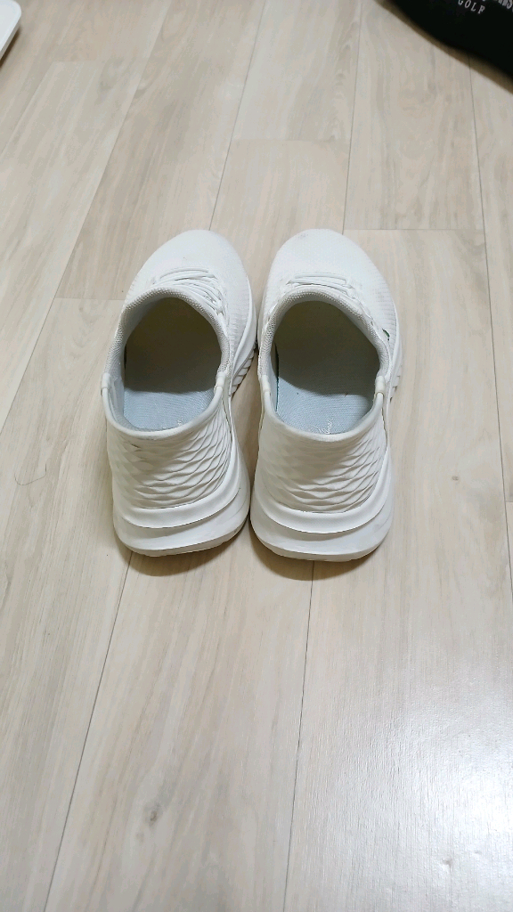 남성신발 아놀드파마 경량 운동화 남녀공용--2