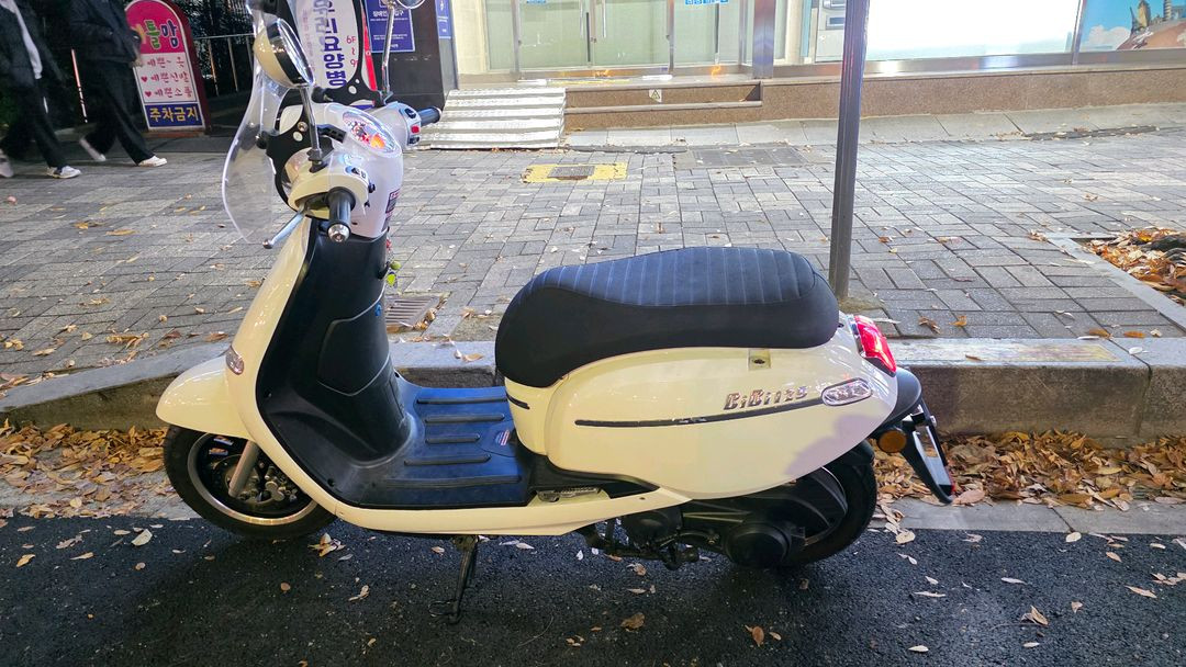 비비125 125cc 스쿠터--1