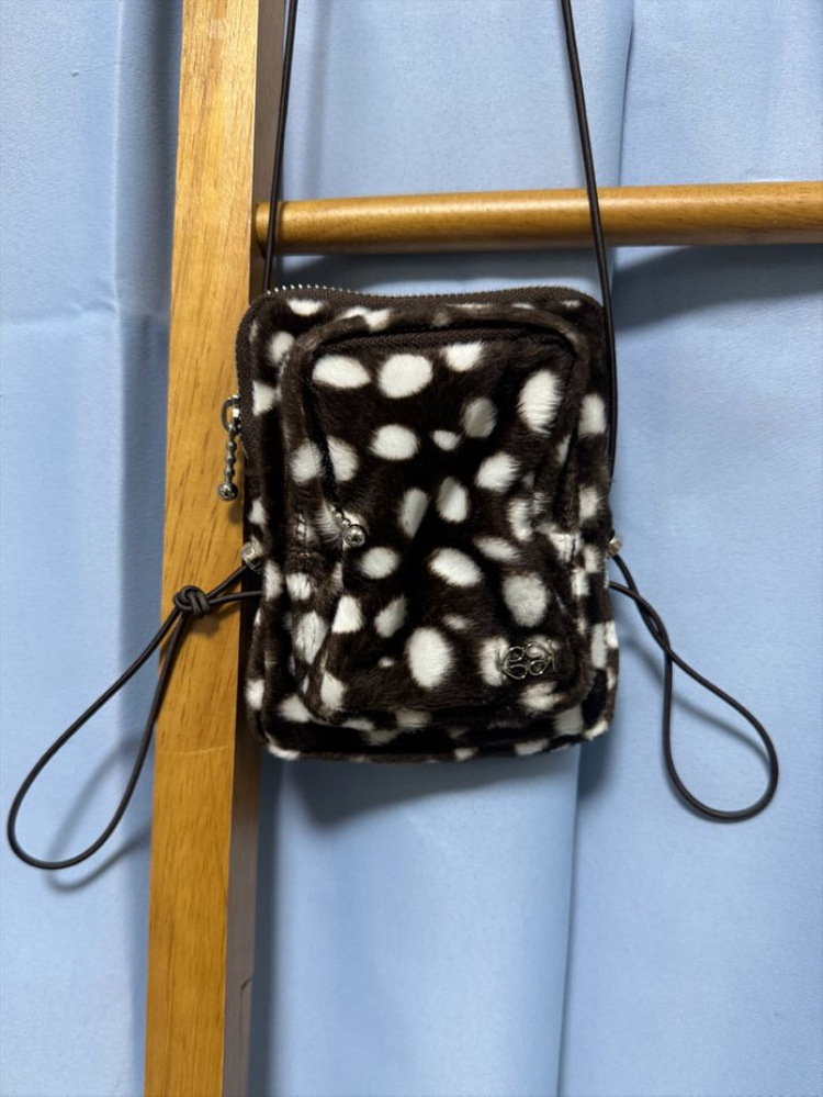 기준 밤비 브라운 미니백 퍼 크로스백 KIJUN--3