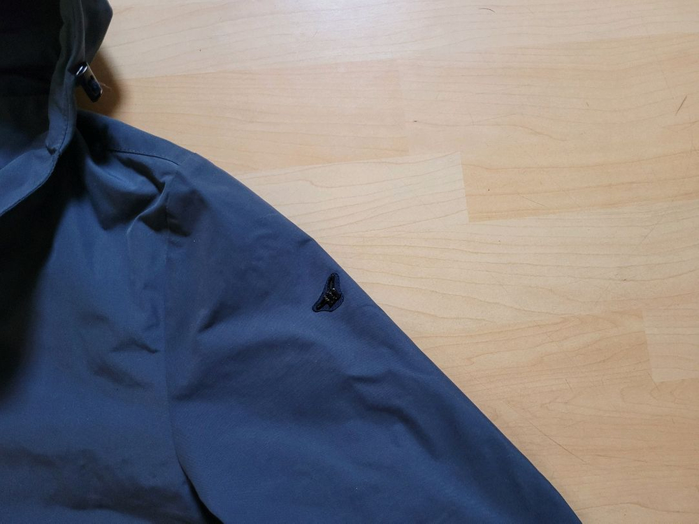 헨리코튼 Lago 후드점퍼 95사이즈 팝니다.--3