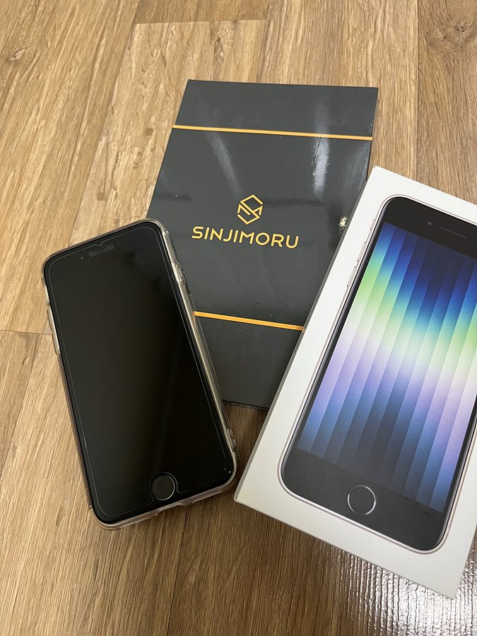 아이폰 SE3 256GB 판매합니다.--8