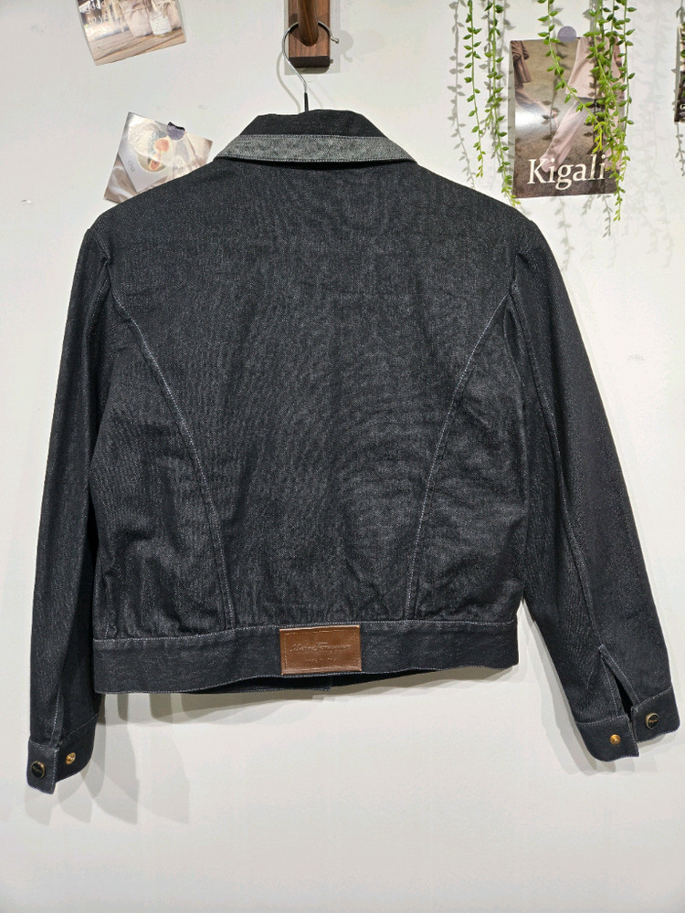 페라가모 블랙 데님 숏 자켓--1