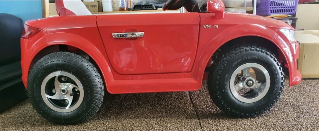 유아전동차 아우디 TT.모델(순정품 아님)--1