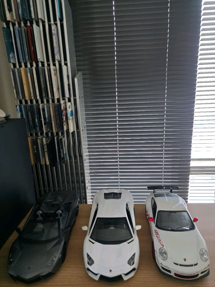 모형자동차 3대 판매 이미지