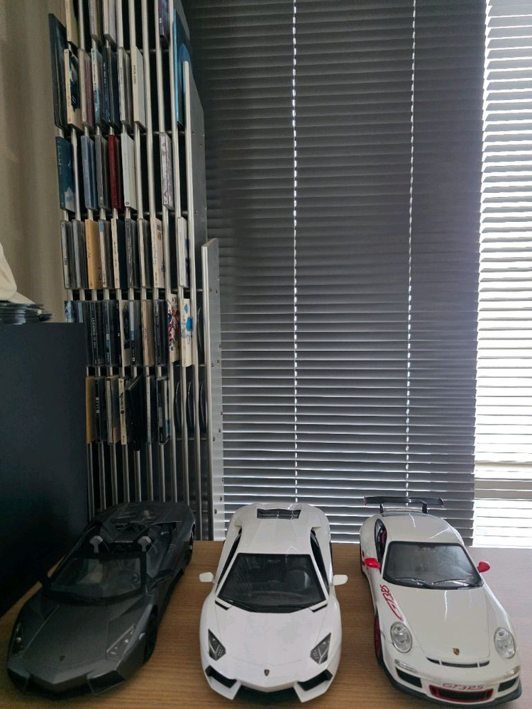 모형자동차 3대 판매 이미지