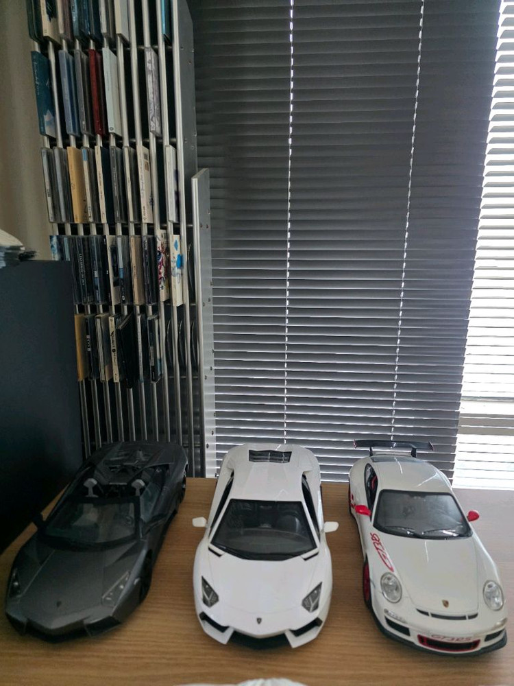 모형자동차 3대 판매 이미지