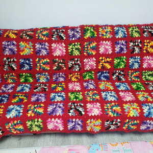 컬러풀 레드 블랭킷