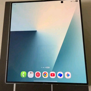 폴더블 스마트폰 512GB