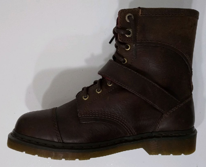 닥터마틴 워커 부츠 1460 이미지