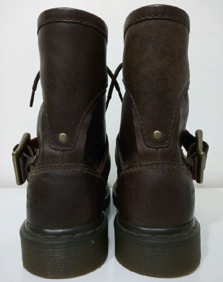 닥터마틴 워커 부츠 1460 이미지